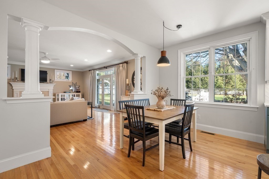 2 Alice Drive