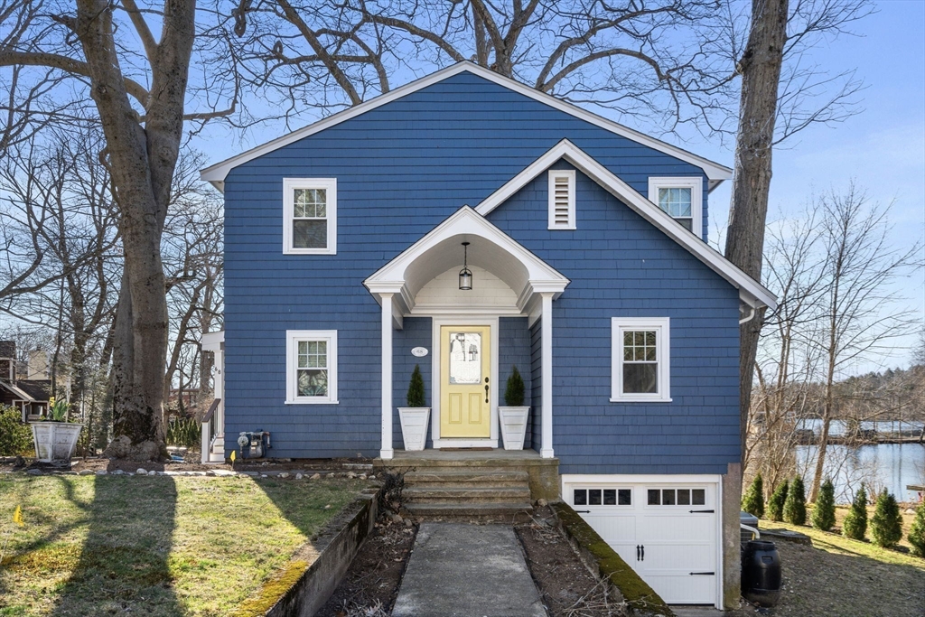 68 Lakeshore Dr
