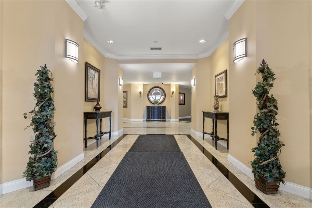 120 Wyllis Ave # 310