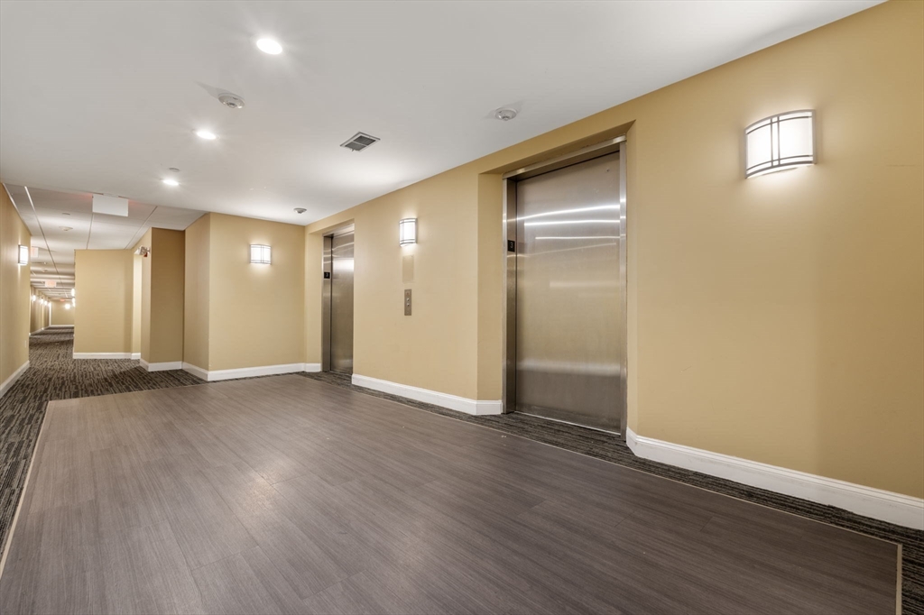 120 Wyllis Ave # 310