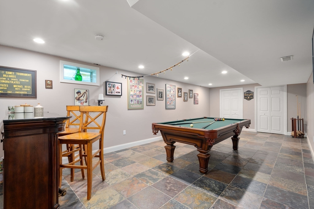 69 Sears Rd