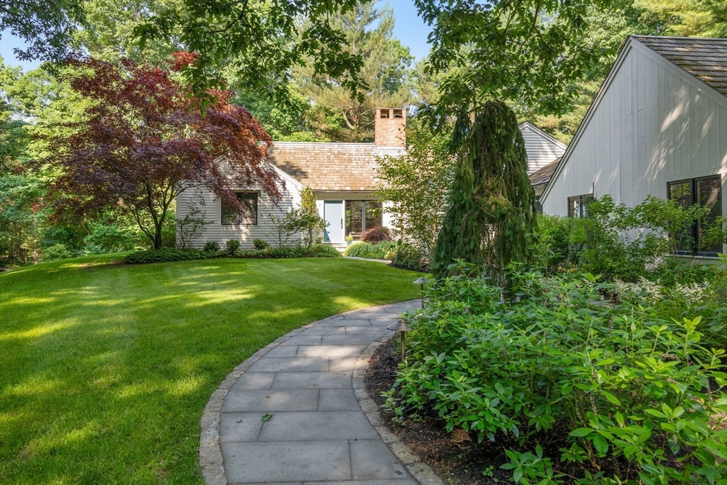 15 Ridge Hill Farm Rd