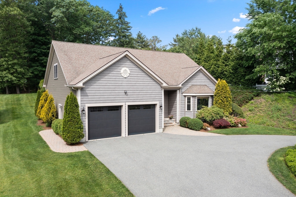 245 Worcester Ln