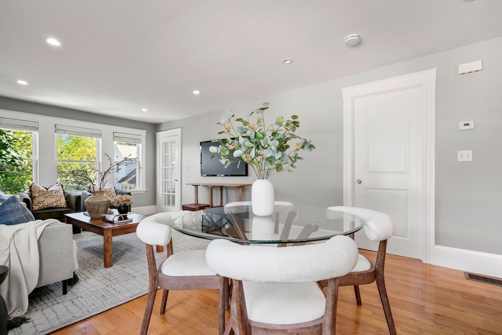44 Beryl St # 1