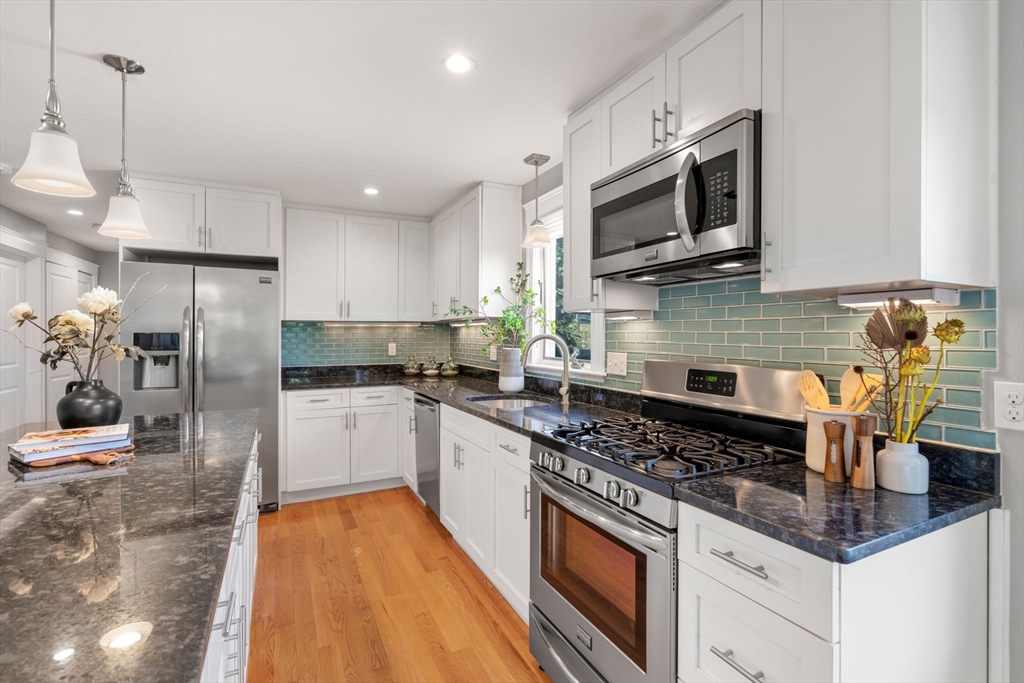 44 Beryl St # 1