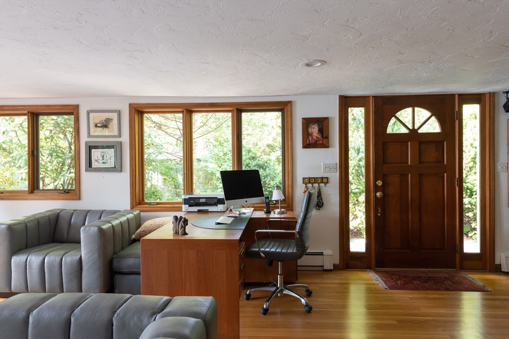 23C Bayfield Road