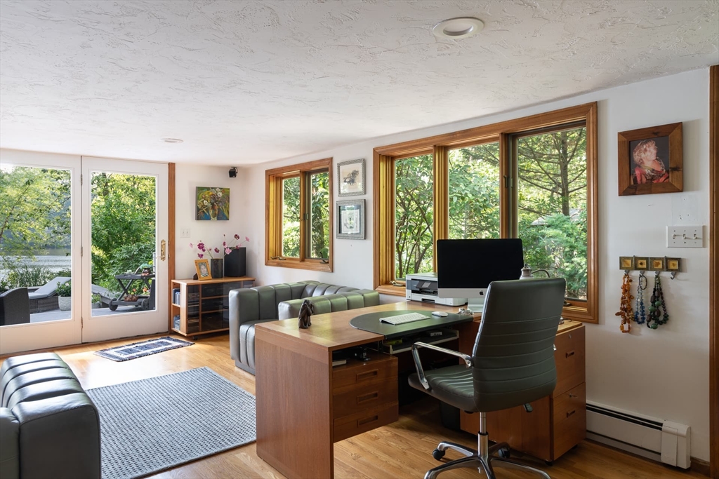 23C Bayfield Road