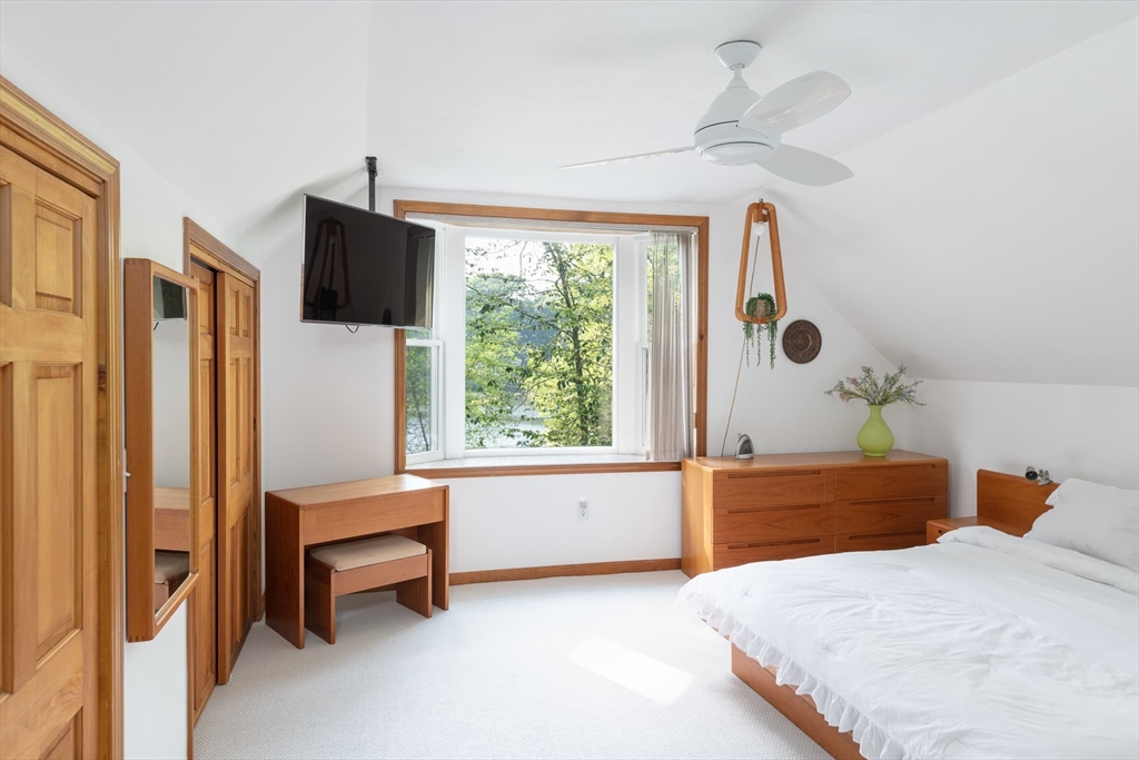 23C Bayfield Road