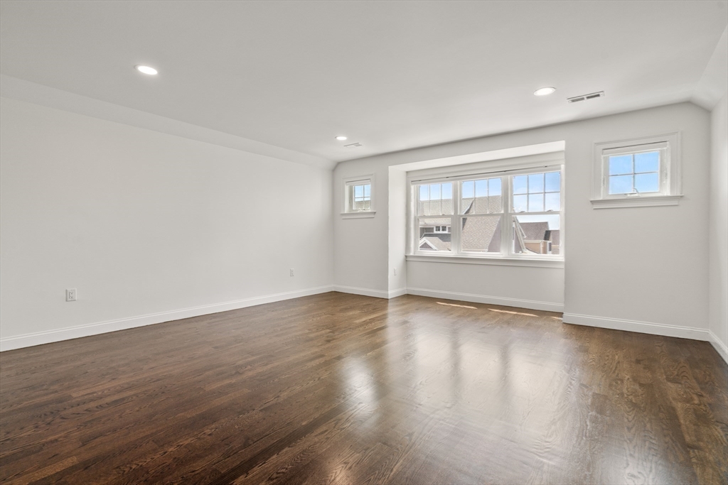 16 Sunset Way # 16