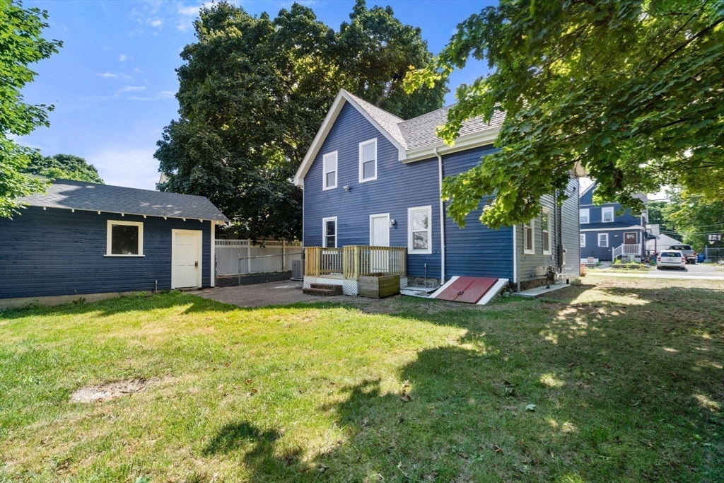 79 Kinsley St