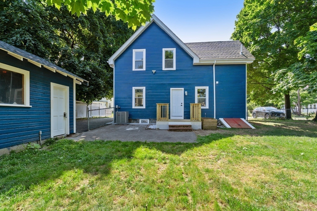 79 Kinsley St