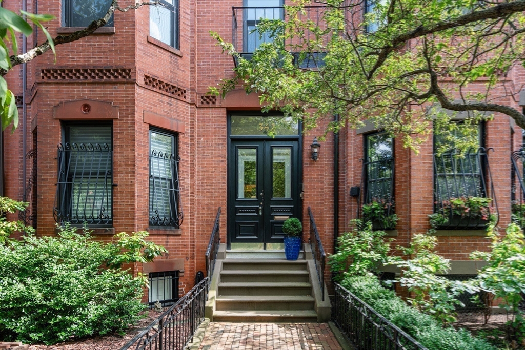 342 Marlborough St # 1