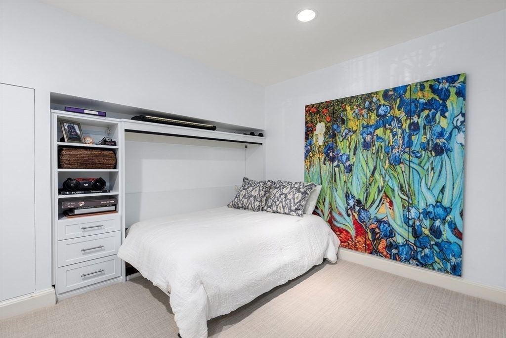 342 Marlborough St # 1