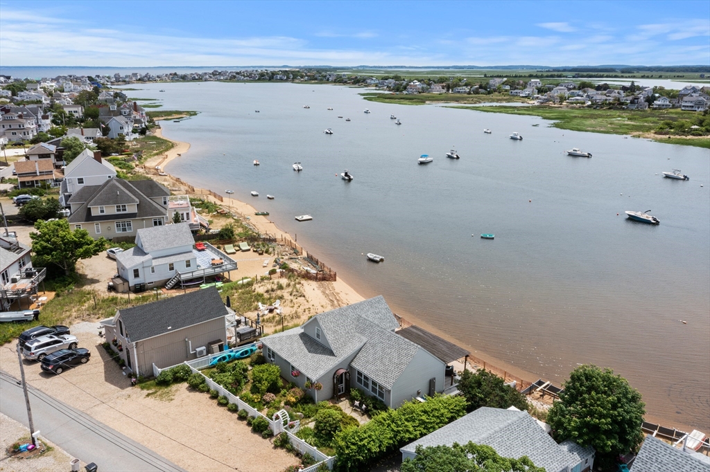 7 Harbor St