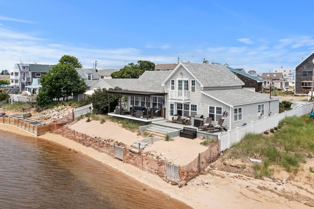 7 Harbor St