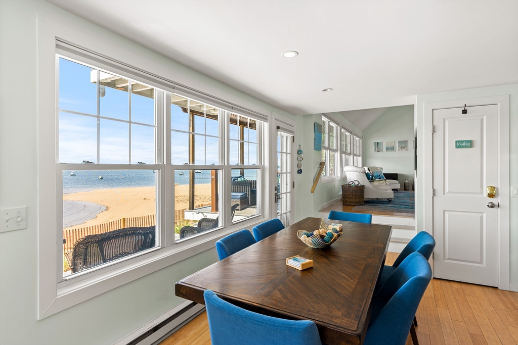7 Harbor St