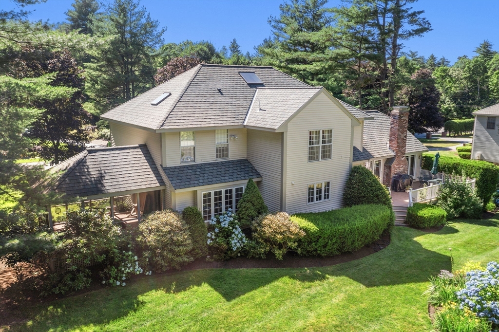 8 Sutton Pl