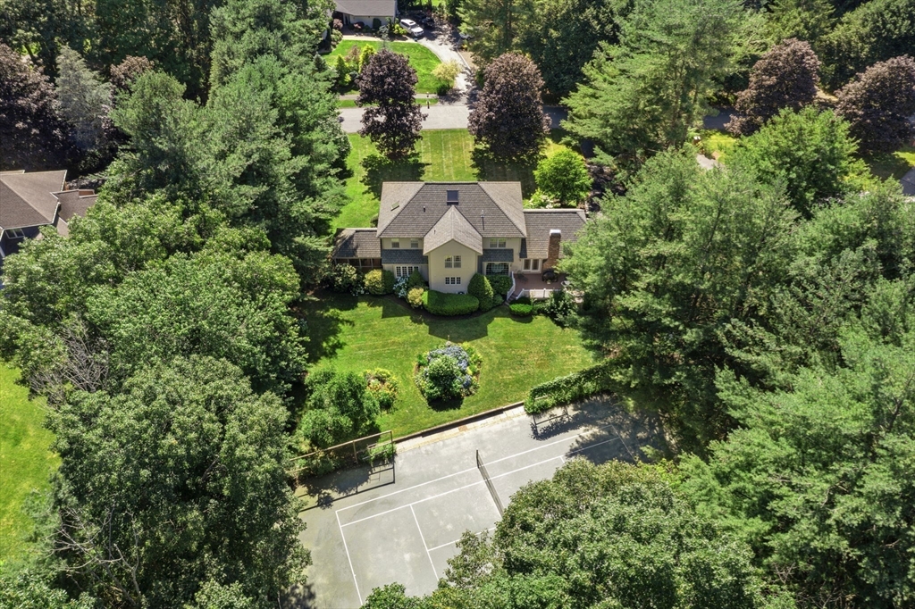 8 Sutton Pl