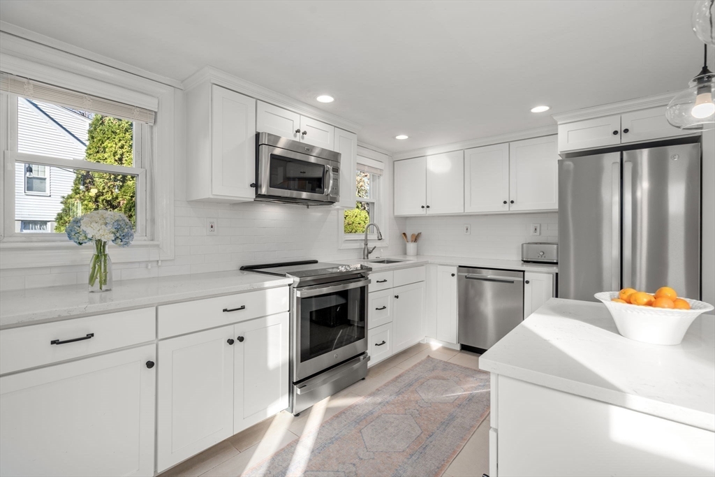 11 Londonderry Rd