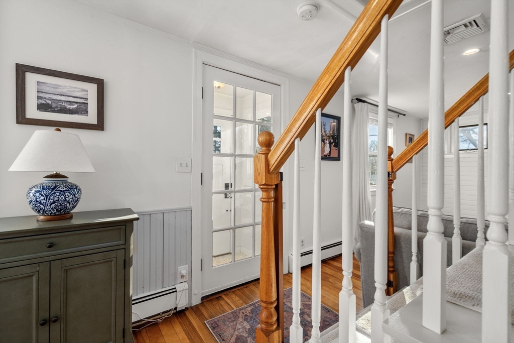 11 Londonderry Rd