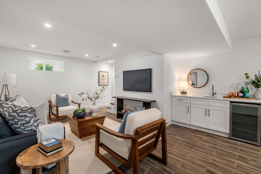 65 Adams St # 65