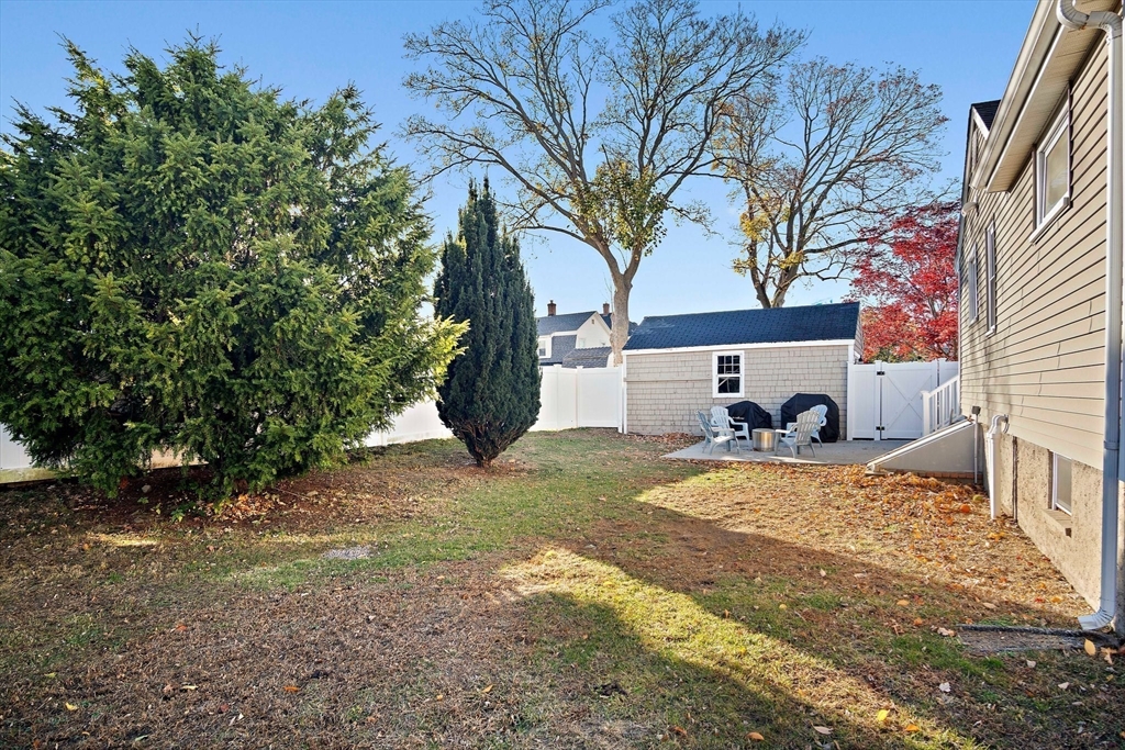 37 Pelican Rd