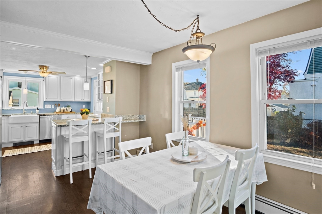 37 Pelican Rd