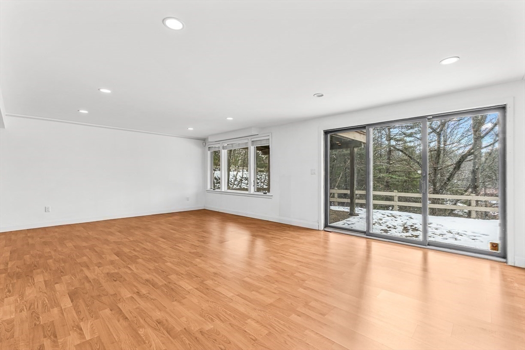 7 Wainwright Rd # 8