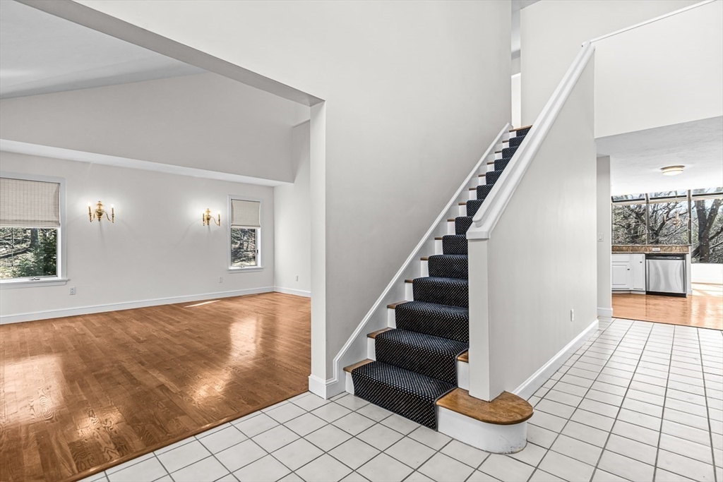 7 Wainwright Rd # 8