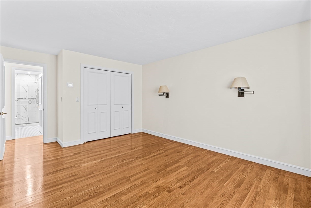 7 Wainwright Rd # 8