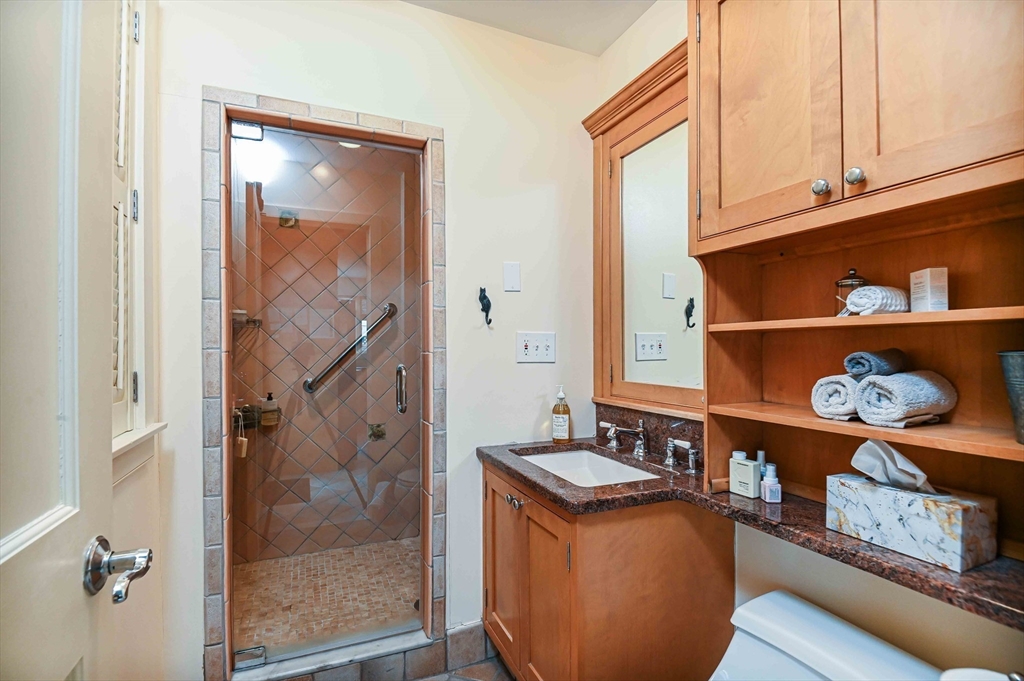 9 62nd St