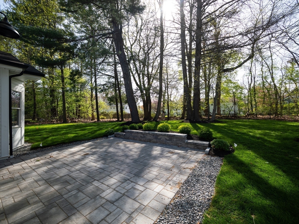 7 Brookdale Rd