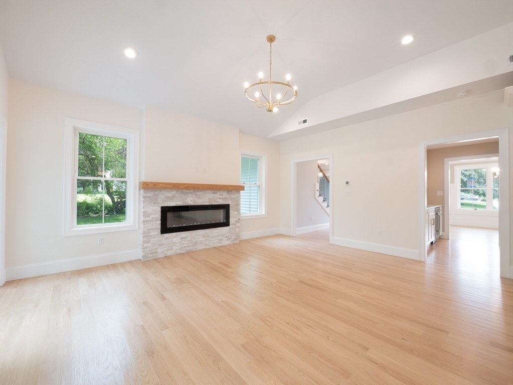 7 Brookdale Rd