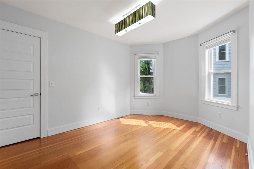 117 Sycamore St # 1