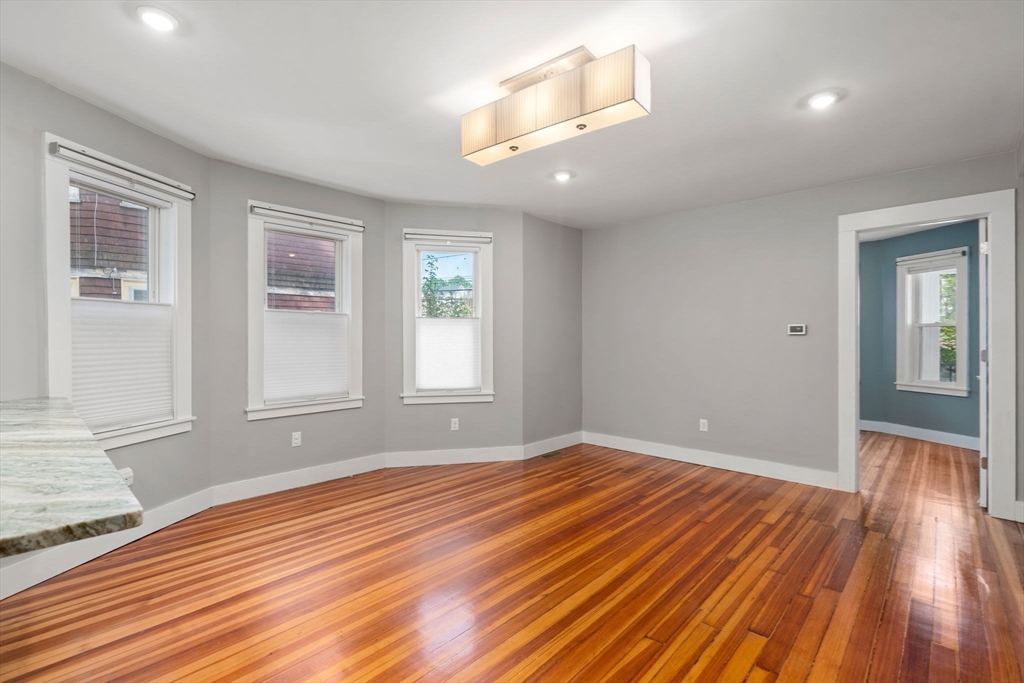 117 Sycamore St # 1
