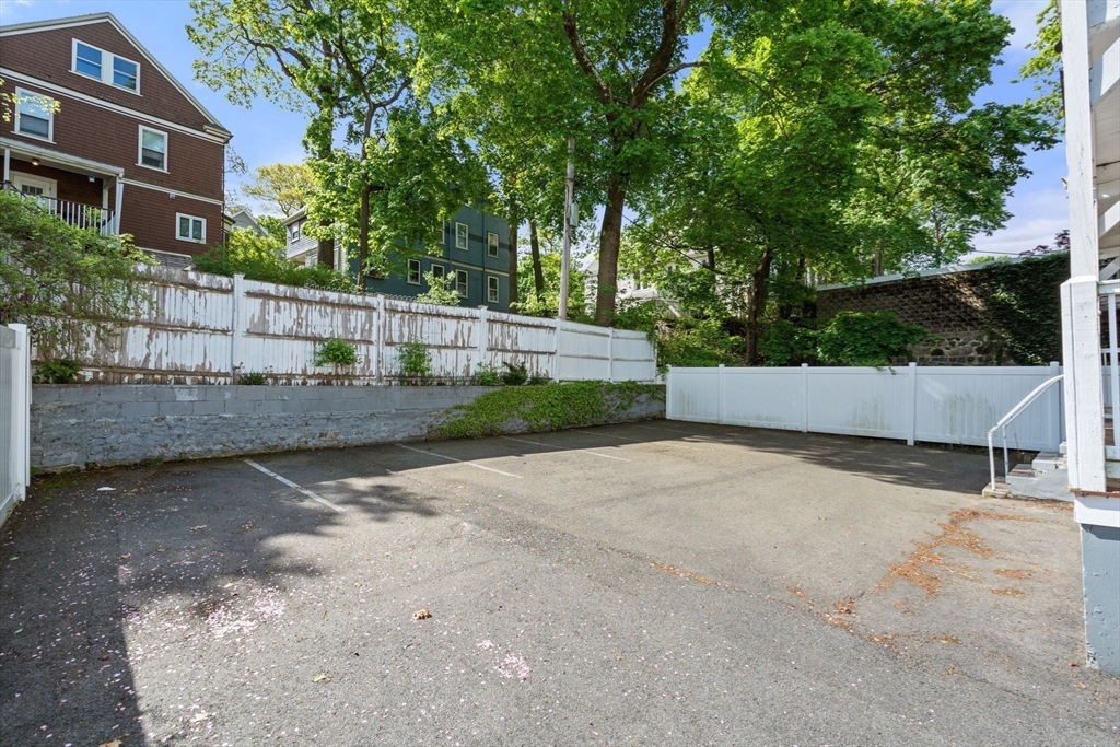 117 Sycamore St # 1