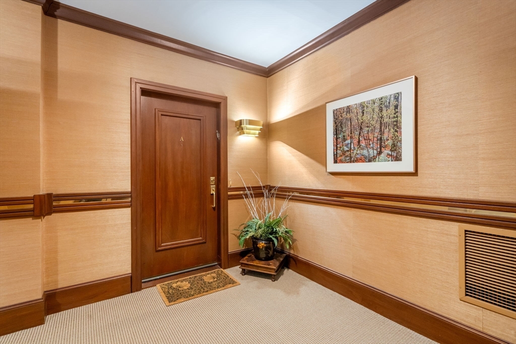 228 Allandale Rd # 1A