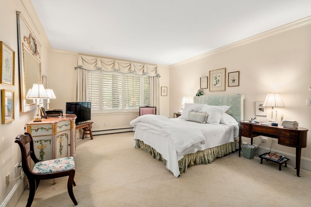 228 Allandale Rd # 1A
