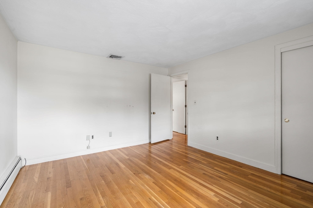 3 Biggar Ave