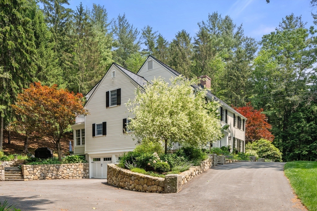 117 Deer Path Ln