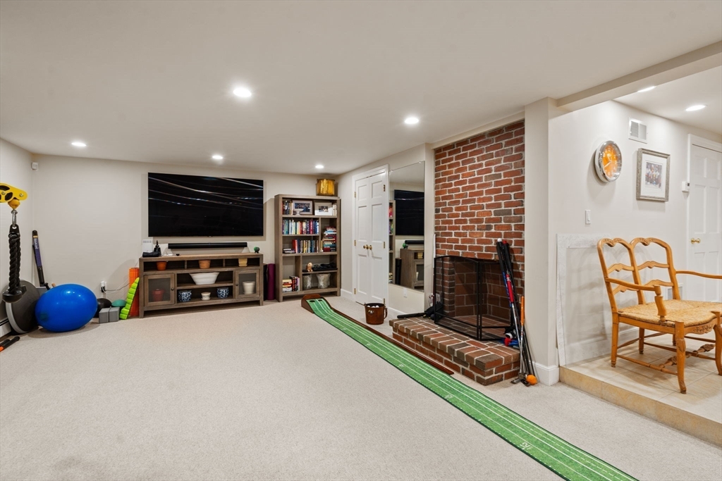 117 Deer Path Ln