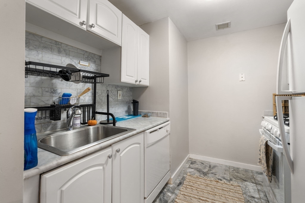 15 N Beacon St # 104