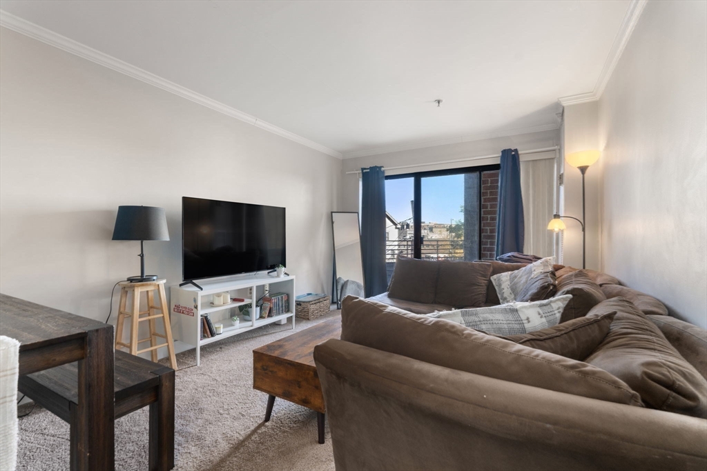 15 N Beacon St # 104