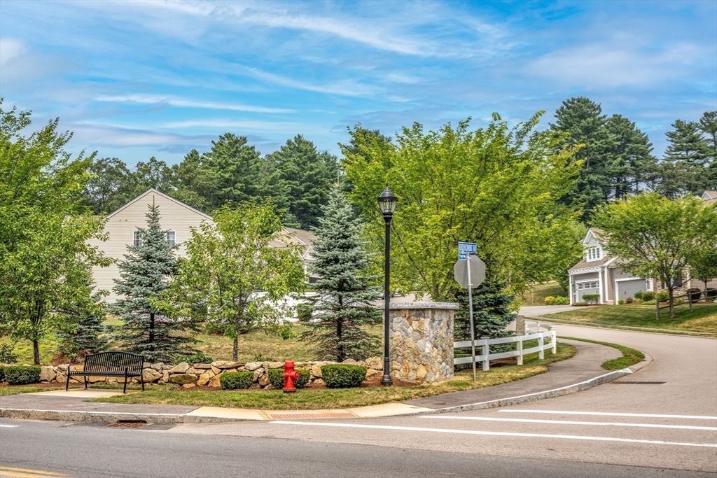 104 Brooksmont Dr # 104