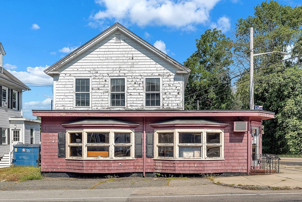 5 W Union St