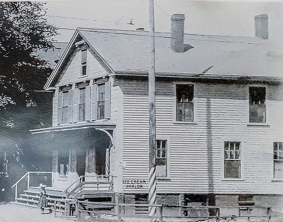 5 W Union St