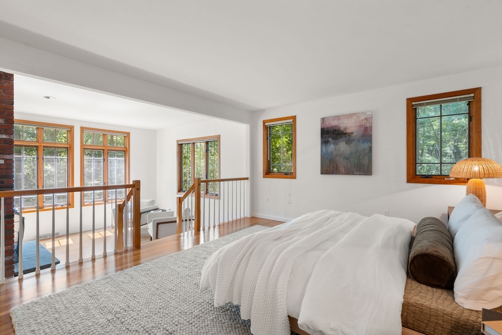 24 Oak Meadow Rd