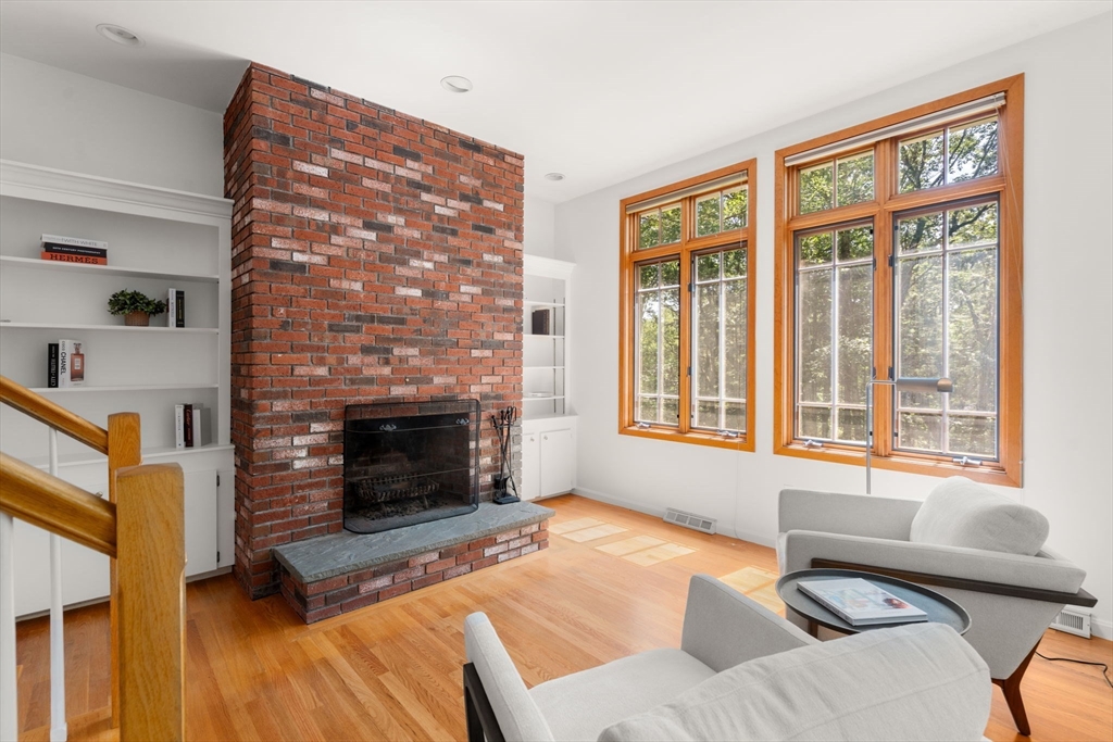 24 Oak Meadow Rd