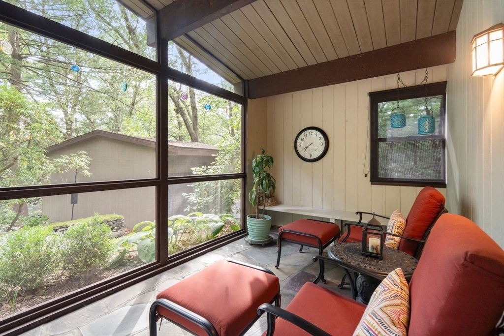 5 Brook Trail Road