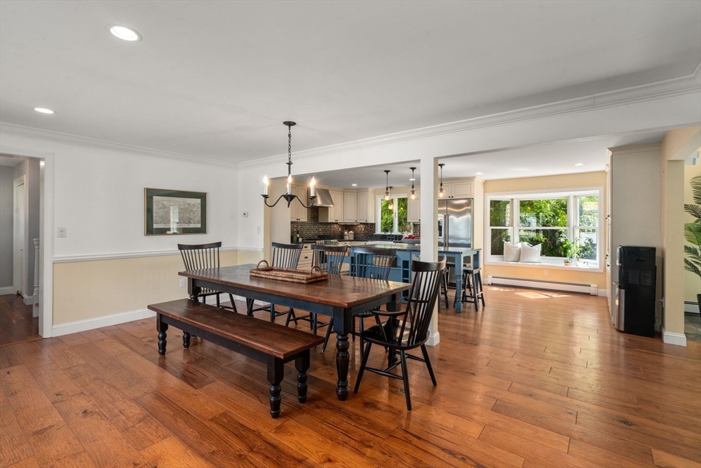 11 E Evergreen Rd